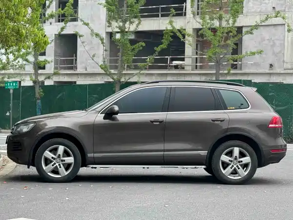 Volkswagen Touareg 2014