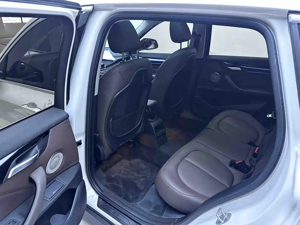 BMW X1 2021 — фото 15