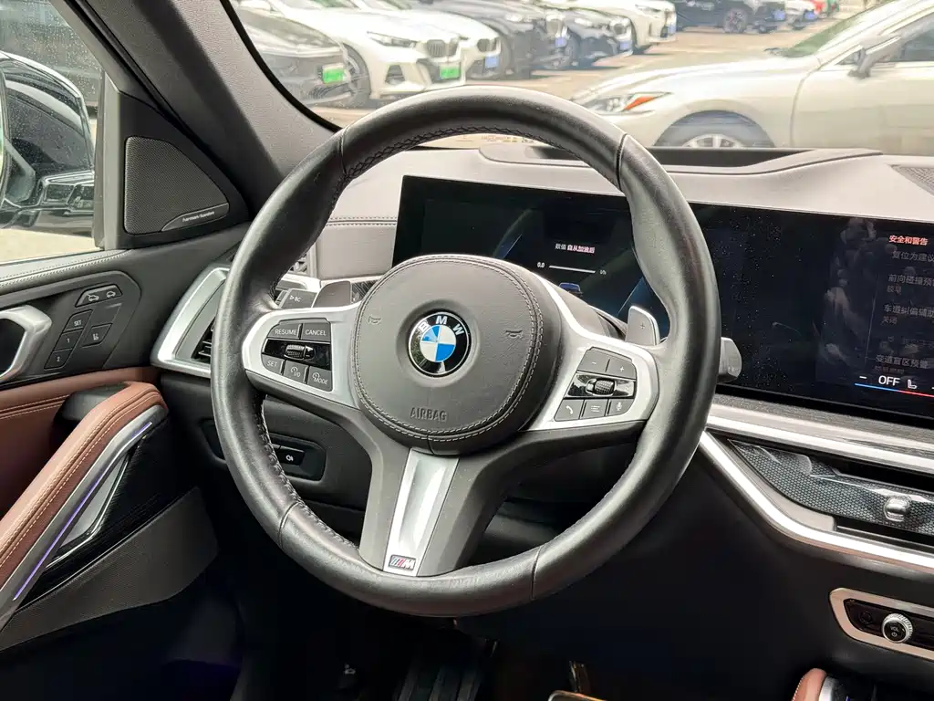 BMW X6 2024 — фото 18