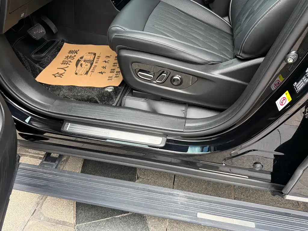 GAC Motor Trumpchi GS8 2023 — фото 20