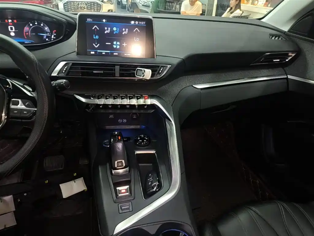 Peugeot 4008 2016 — фото 13