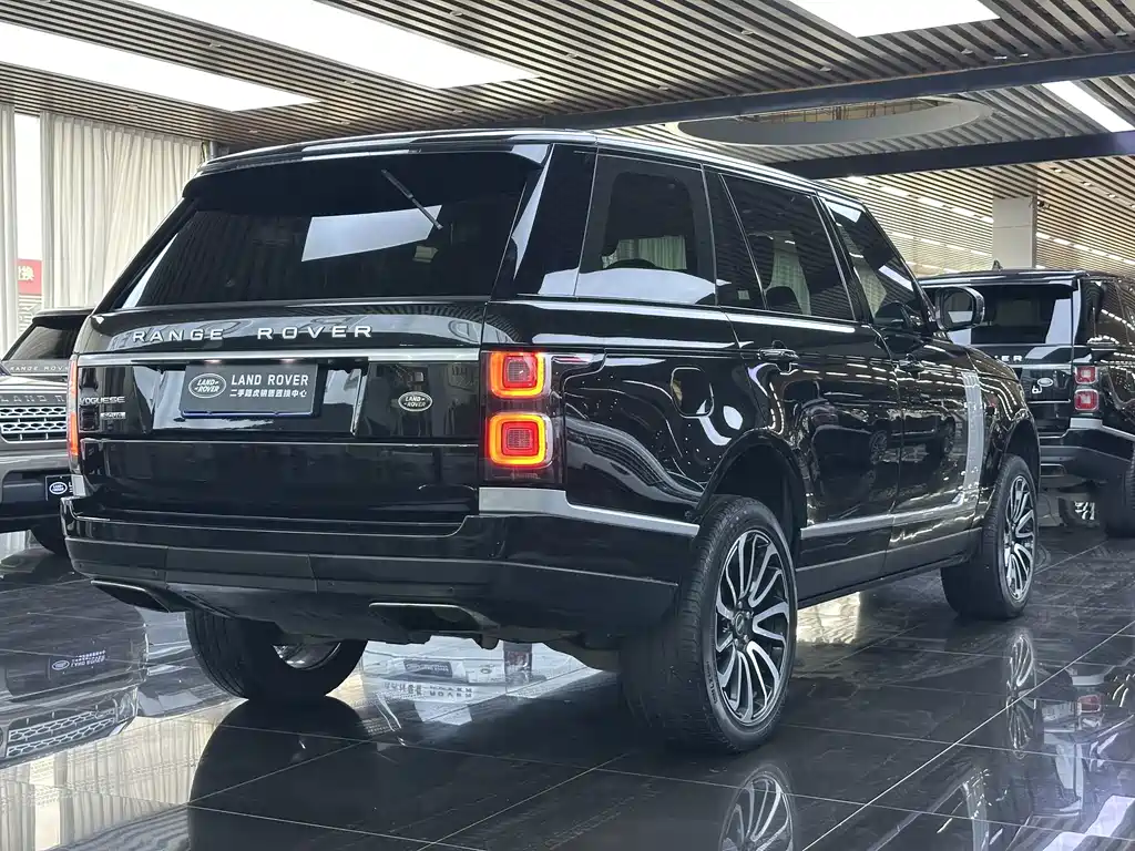 Land Rover Range Rover 2016 — фото 14