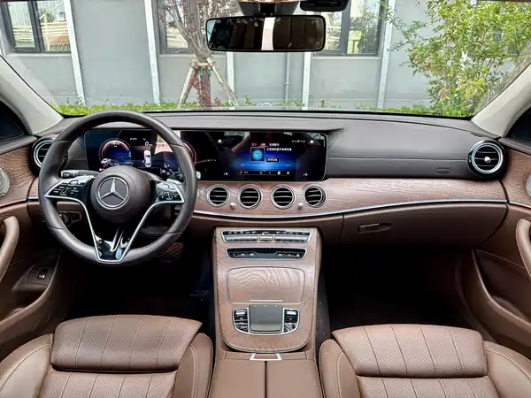 Mercedes-Benz E-Class 2021