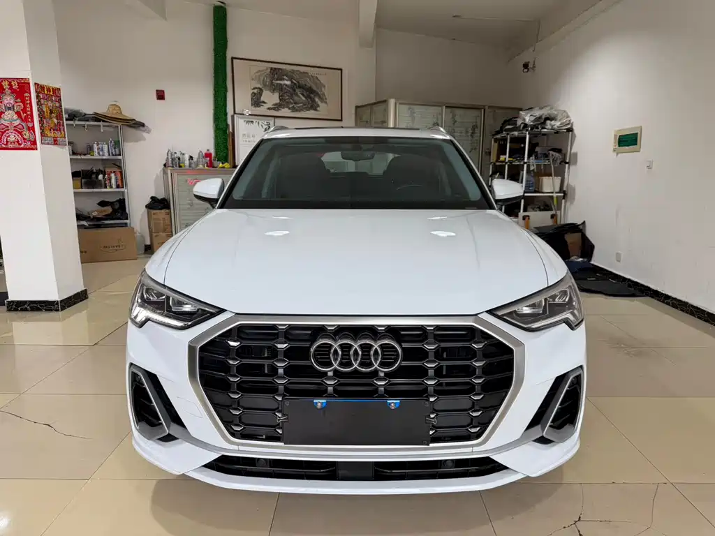 Audi Q3 2023