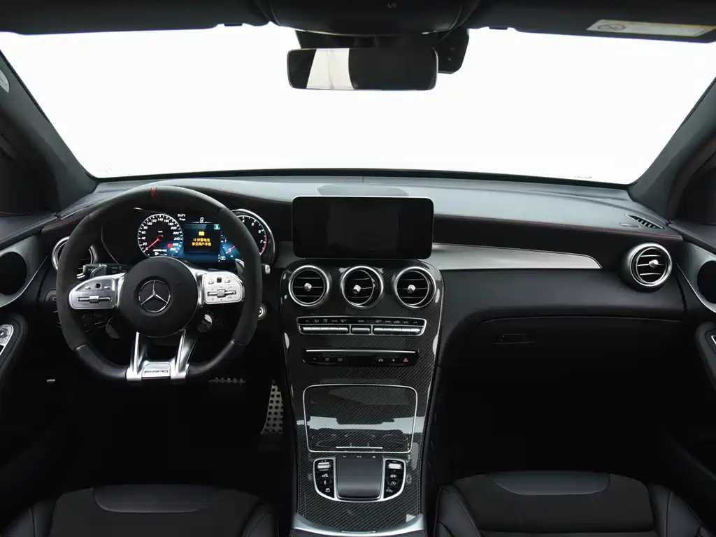 Mercedes-Benz GLC AMG 2022 — фото 16