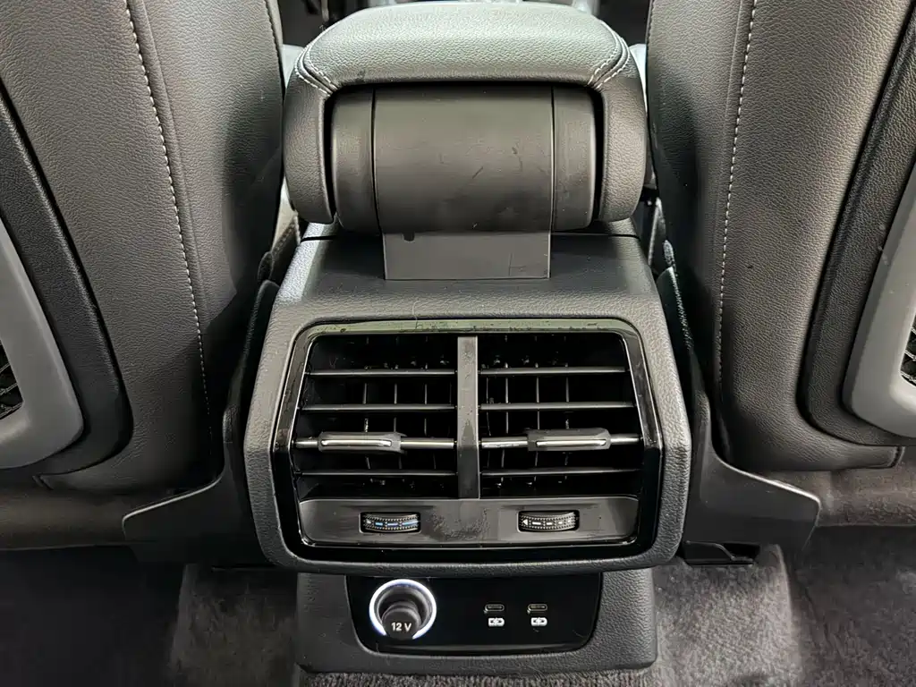 Audi Q3 2023 — фото 19