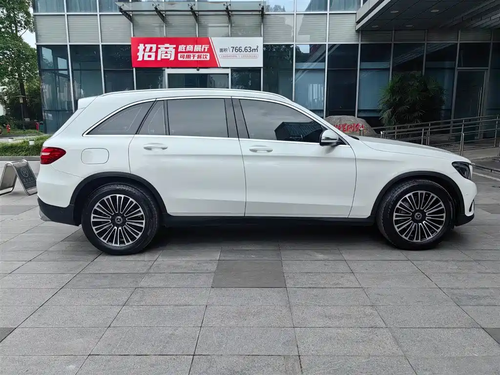Mercedes-Benz GLC 2019