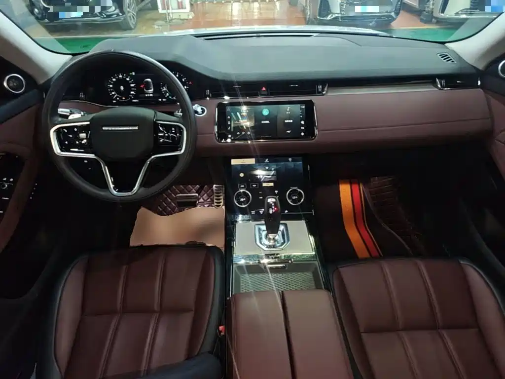 Land Rover Range Rover Evoque 2022 — фото 10