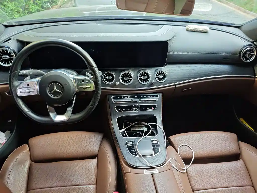 Mercedes-Benz E-Class 2020 — фото 10