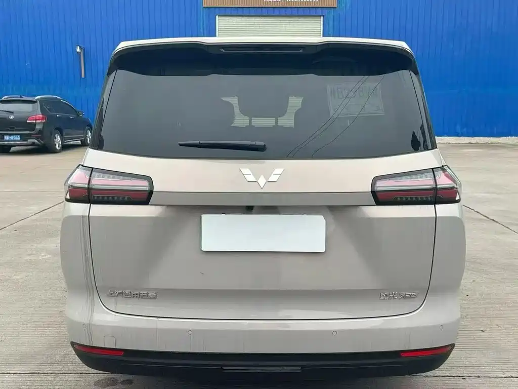 Wuling Starlight 730 EV 2025 — фото 8