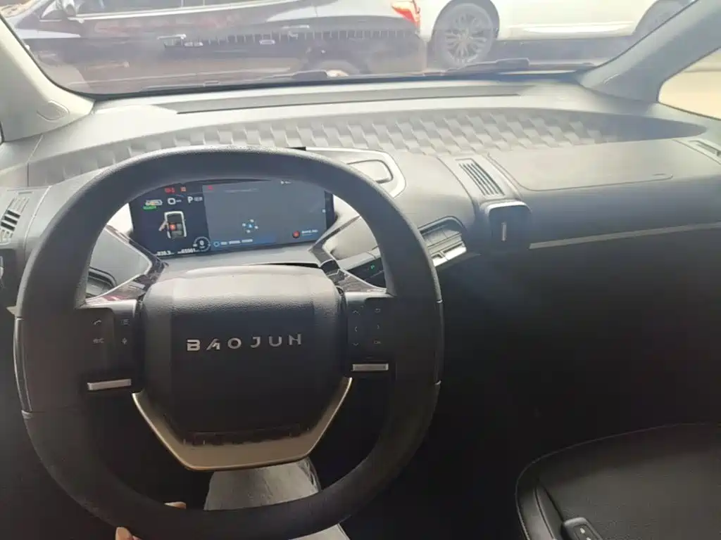 Baojun KiWi EV 2022 — фото 10