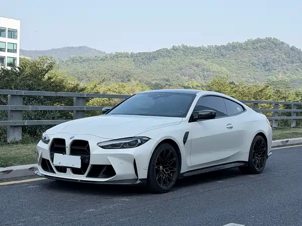 BMW M4 2022