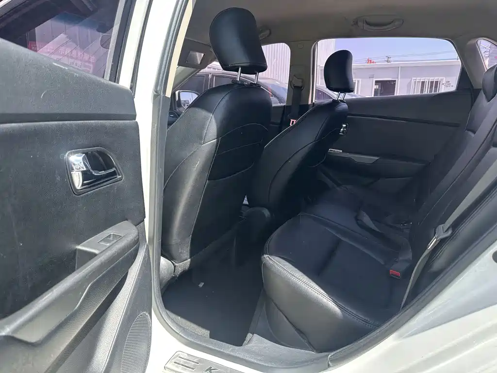 Kia K2 2014