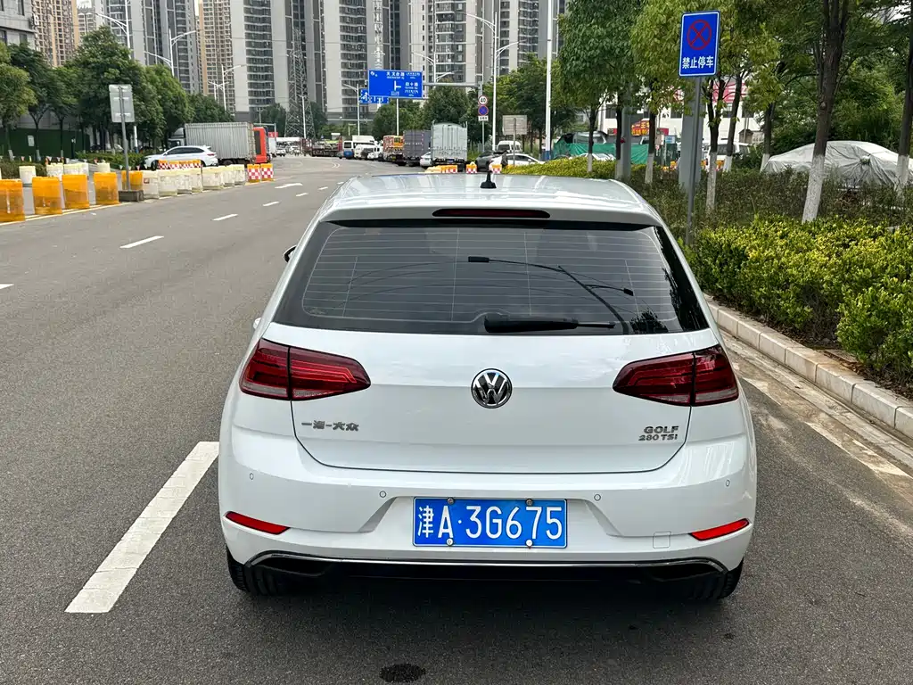 Volkswagen Golf 2020