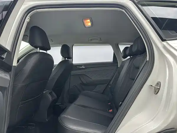 Volkswagen Tharu 2022