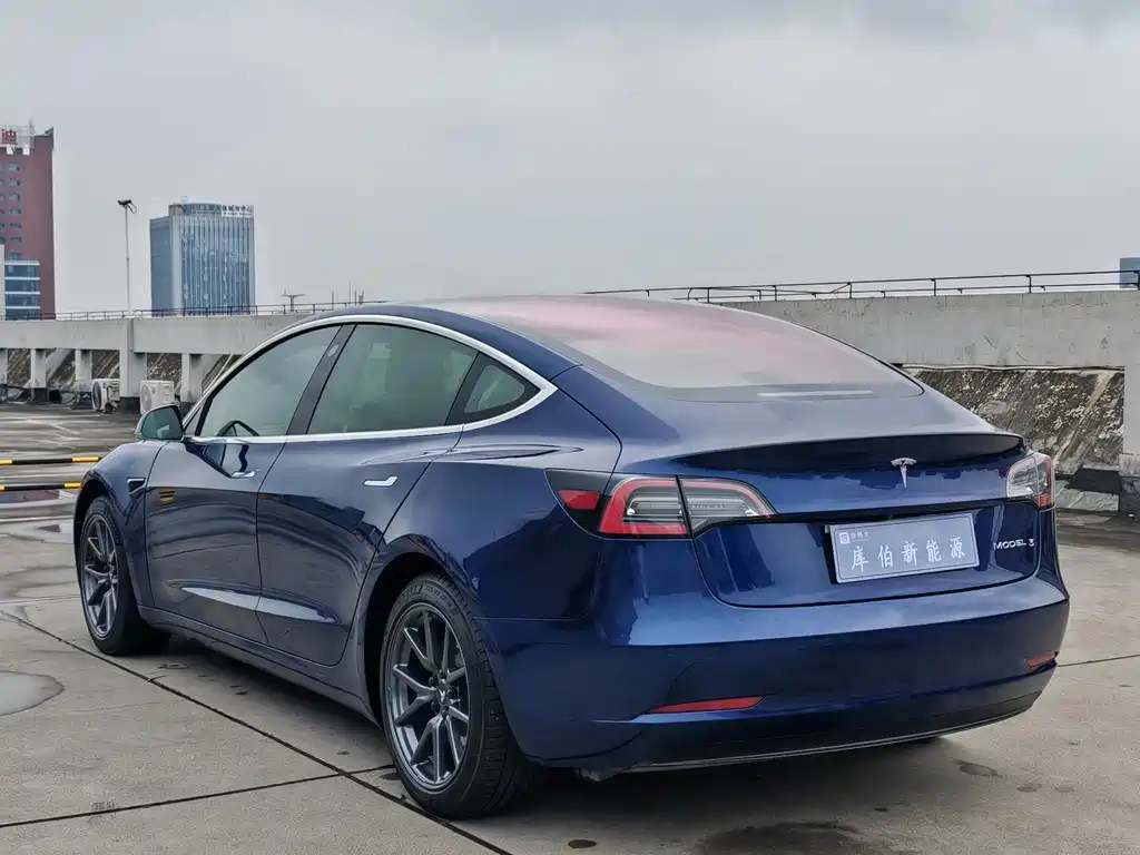 Tesla Model 3 2019 — фото 4