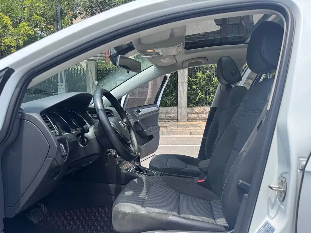 Volkswagen Golf 2019