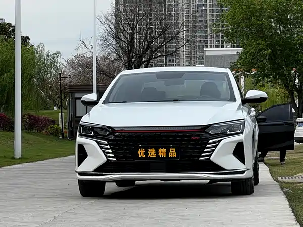 Dongfeng Yixuan MAX 2021