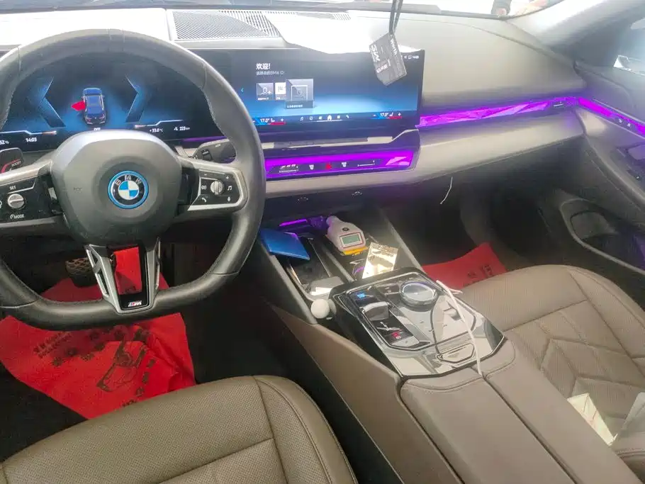 BMW i5 2024 — фото 13