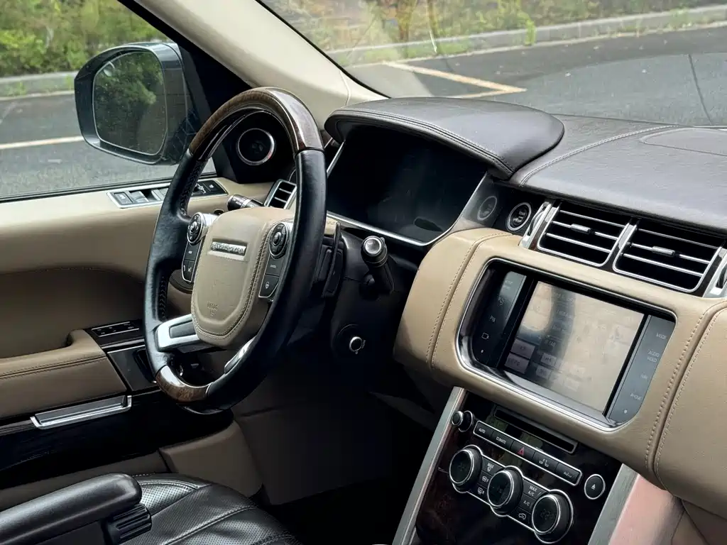 Land Rover Range Rover 2014 — фото 16