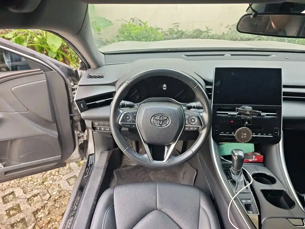 Toyota Avalon 2022 — фото 11