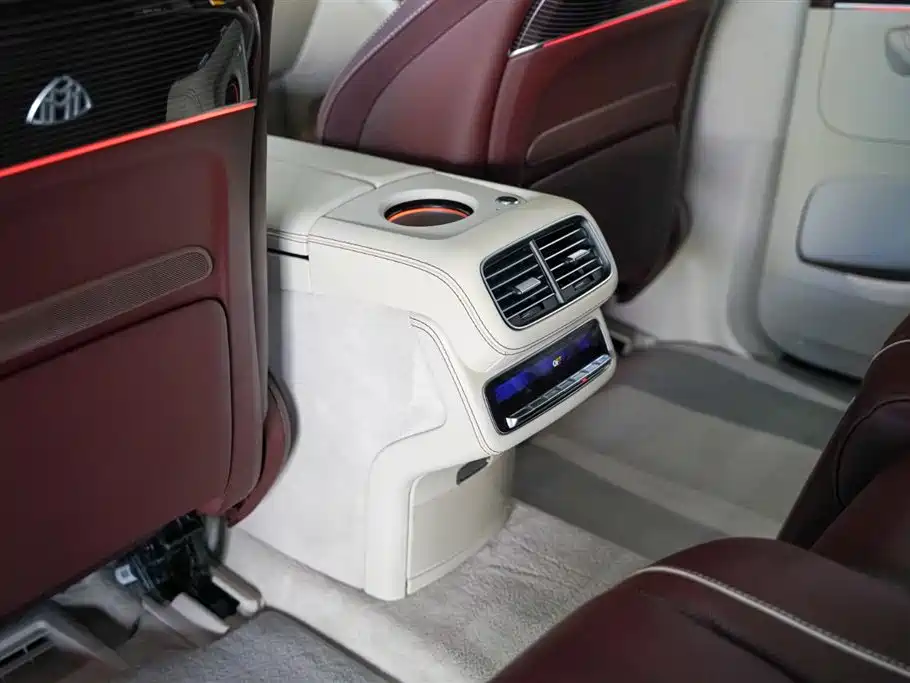 Mercedes-Benz GLS 2022 — фото 10