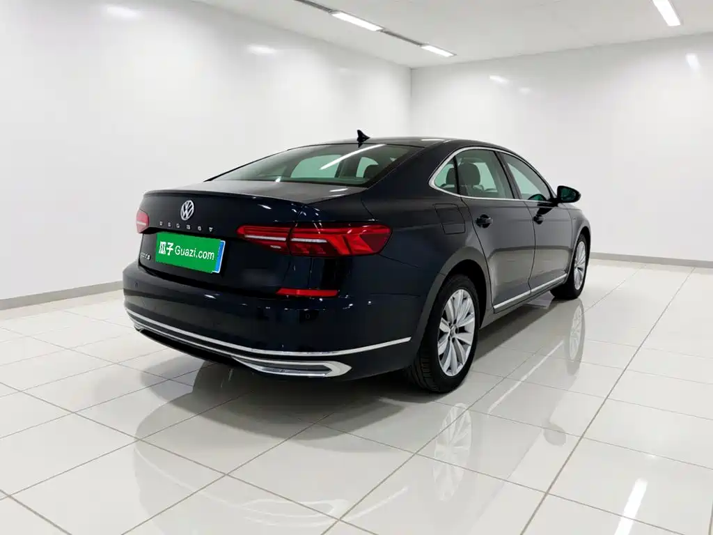 Volkswagen Passat 2019 — фото 6