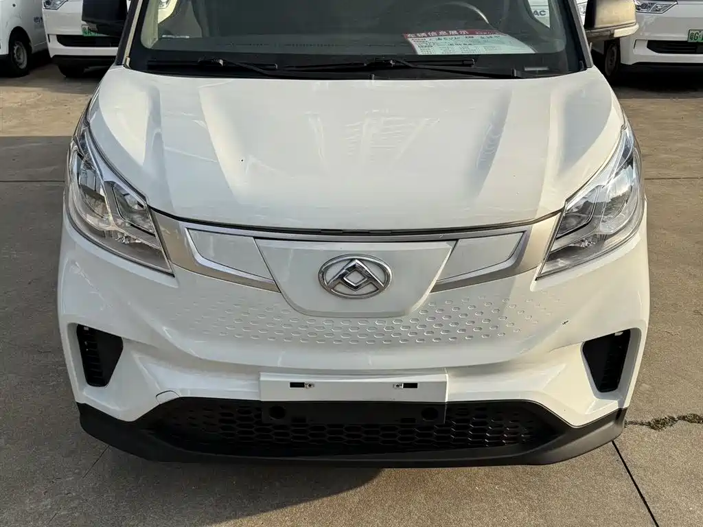 Maxus EV30 2023