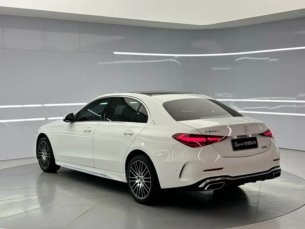 Mercedes-Benz C-Class 2025 — фото 4