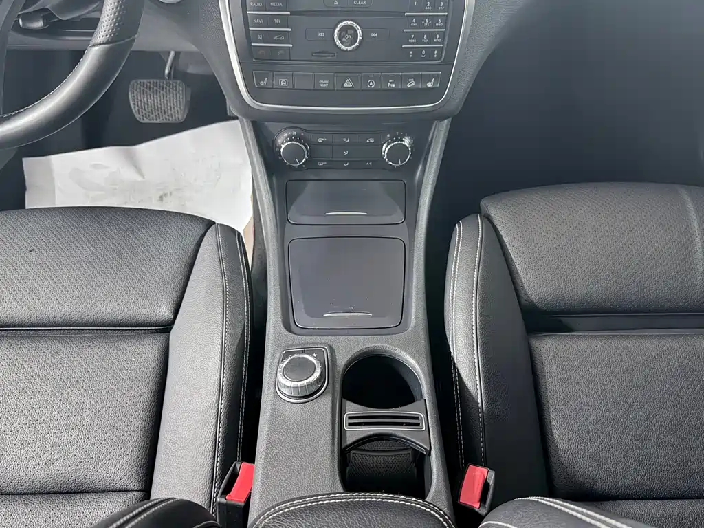 Mercedes-Benz GLA 2016 — фото 12