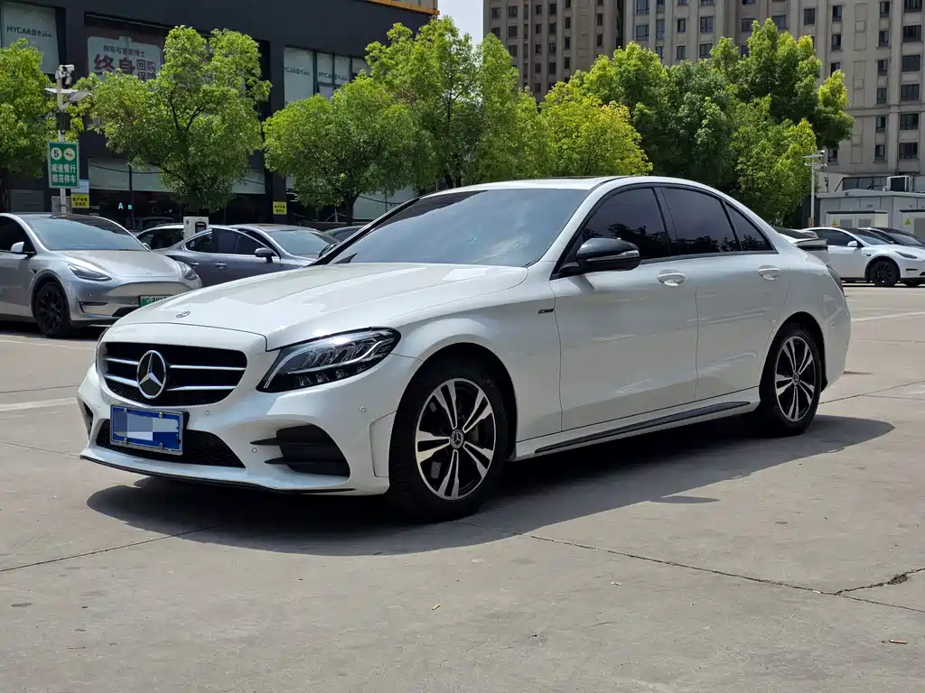 Mercedes-Benz C-Class 2019