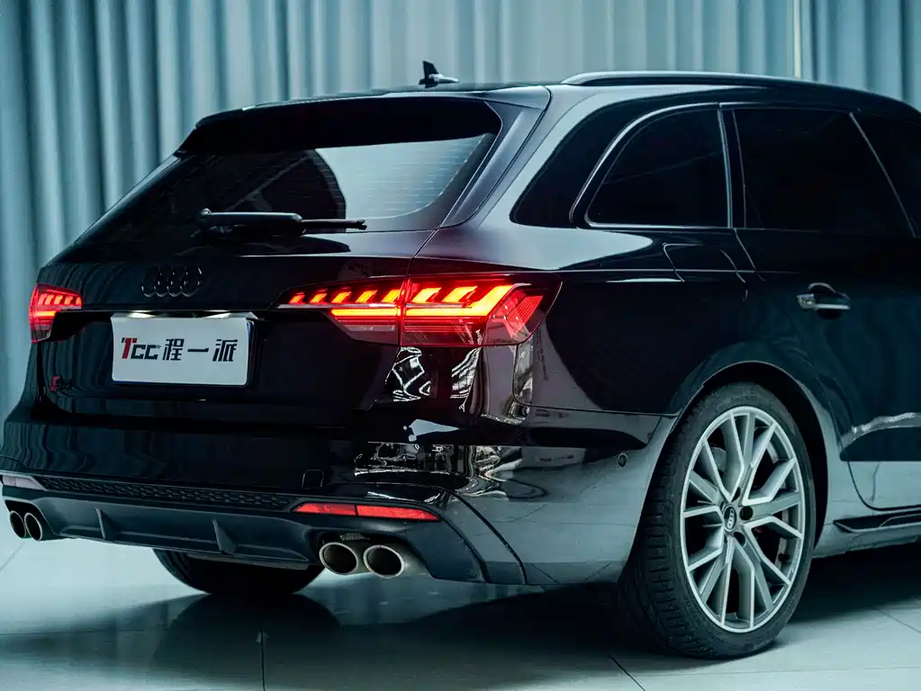 Audi S4 2024