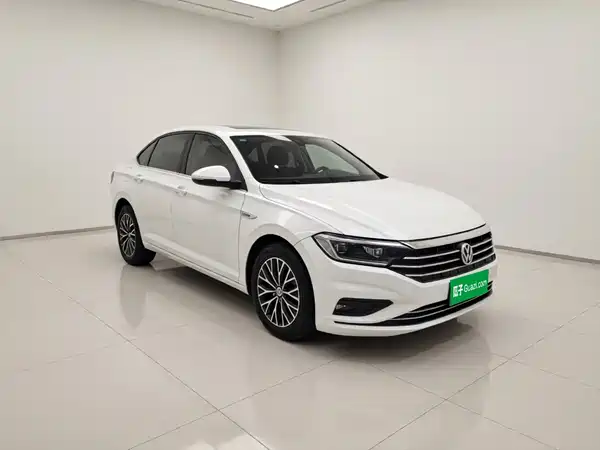 Volkswagen Sagitar 2020