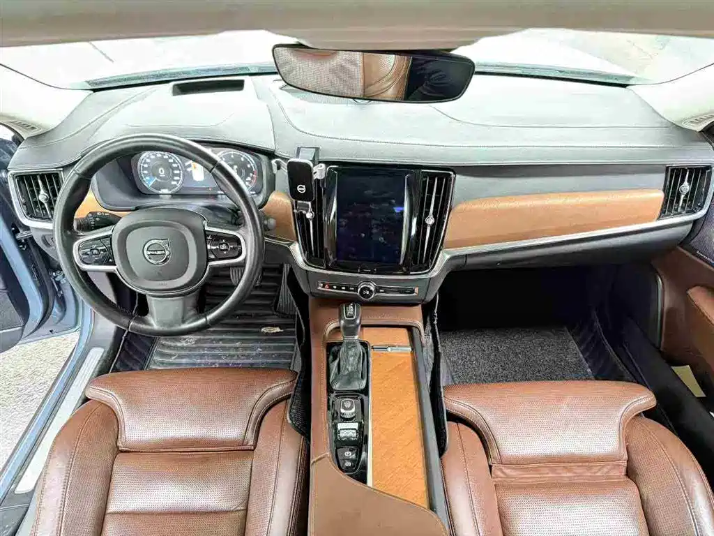 Volvo S90 2018 — фото 6