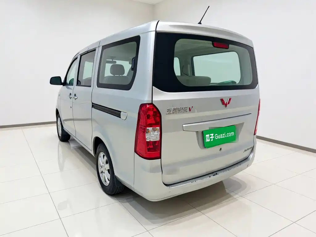 Wuling Rongguang V 2015 — фото 4