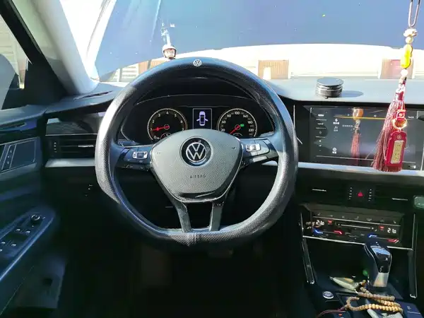 Volkswagen Passat 2021