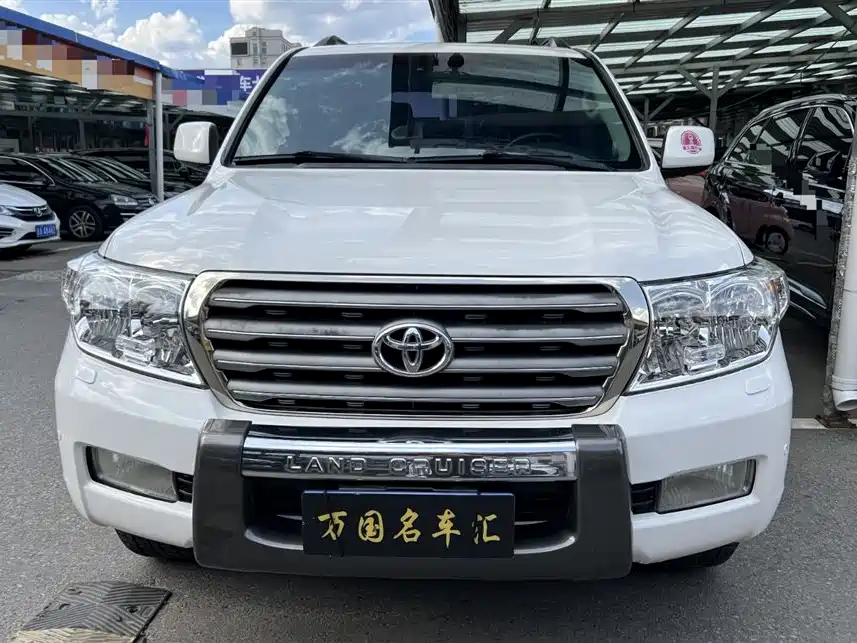 Toyota Land Cruiser 2008 — фото 2