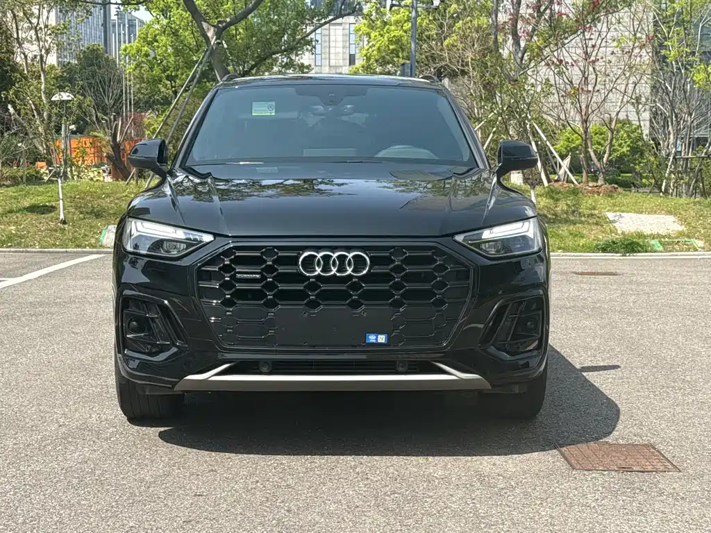 Audi Q5L 2025