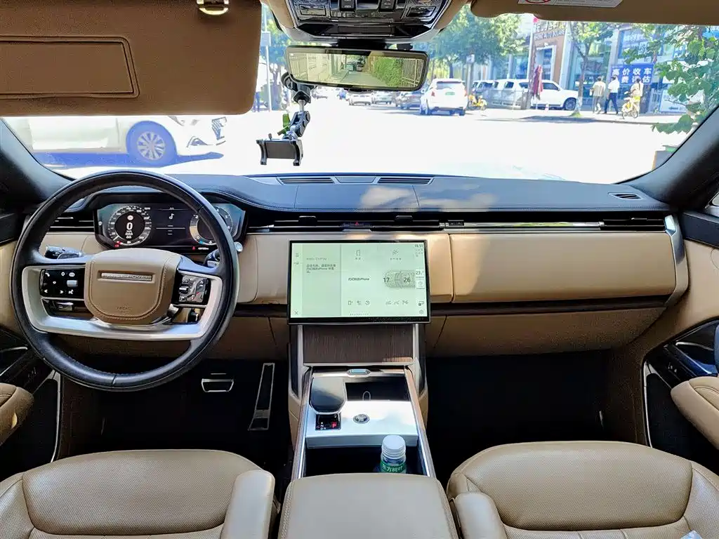 Land Rover Range Rover 2023 — фото 10