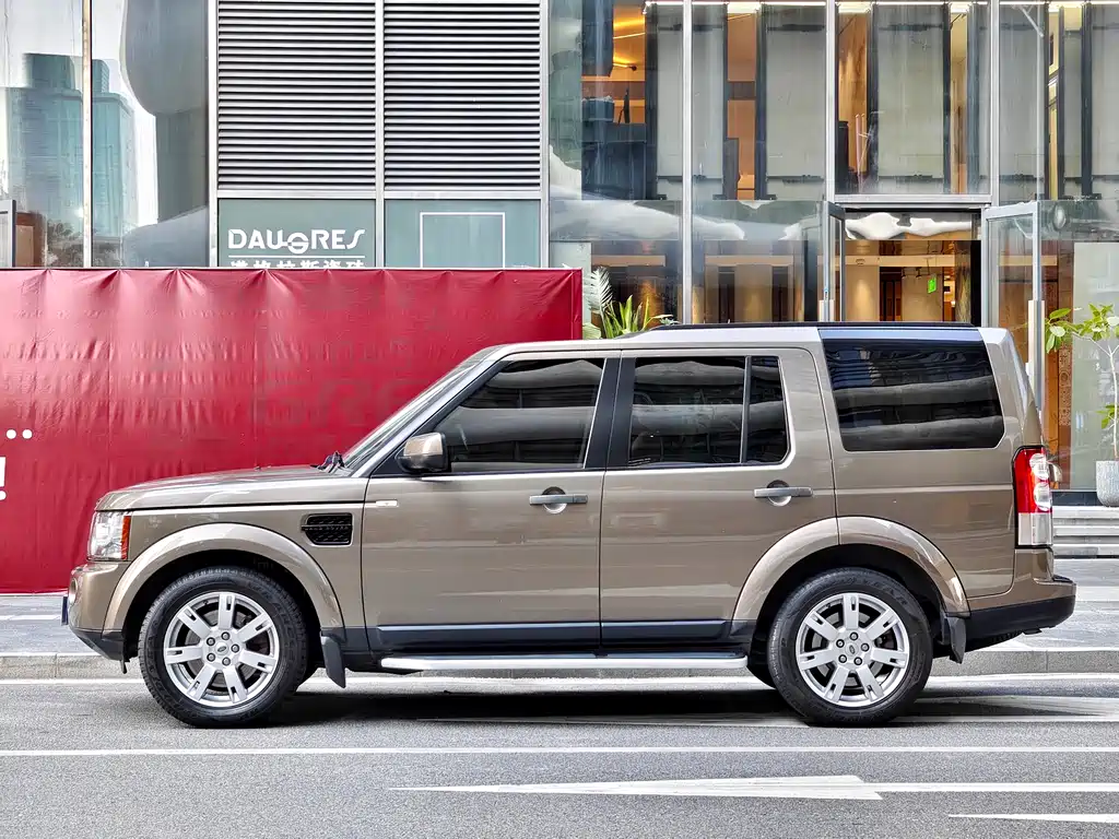 Land Rover Discovery 2012 — фото 4