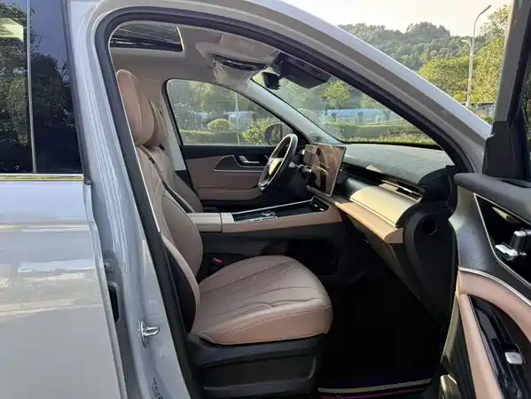 Chery Tiggo 8L 2024
