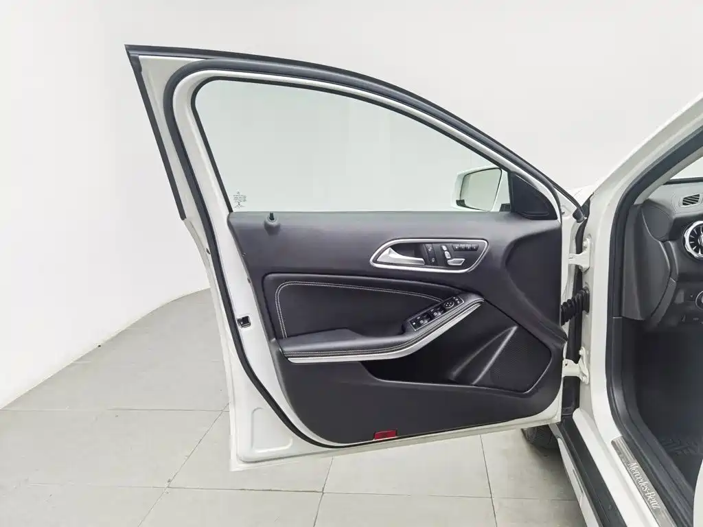 Mercedes-Benz GLA 2019 — фото 8