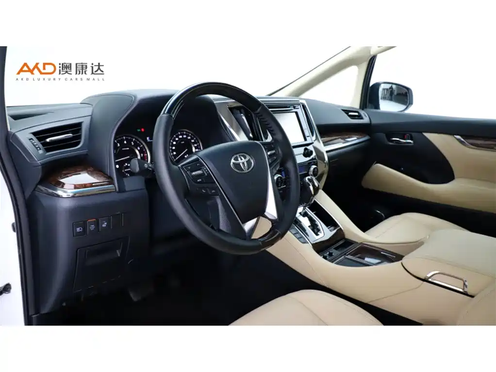 Toyota Alphard 2018 — фото 6