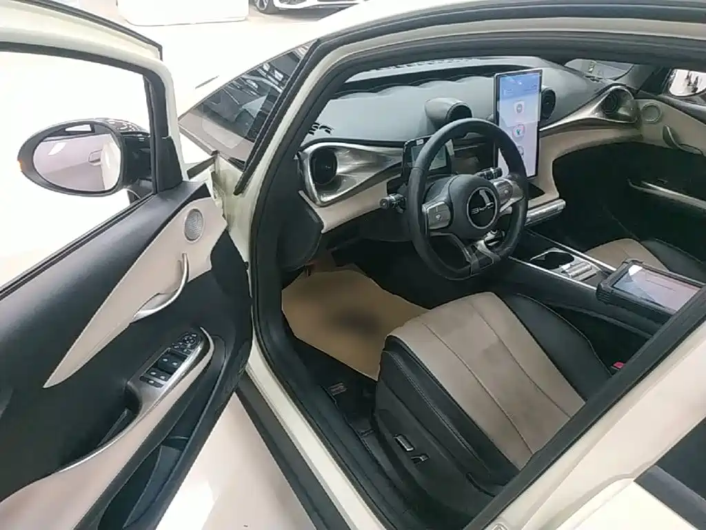 BYD Dolphin 2023 — фото 16