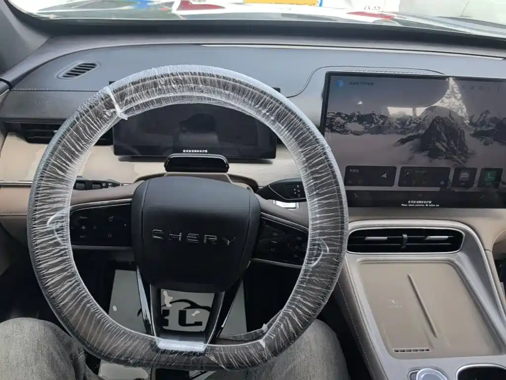 Chery Tiggo 8 PLUS 2025 — фото 10