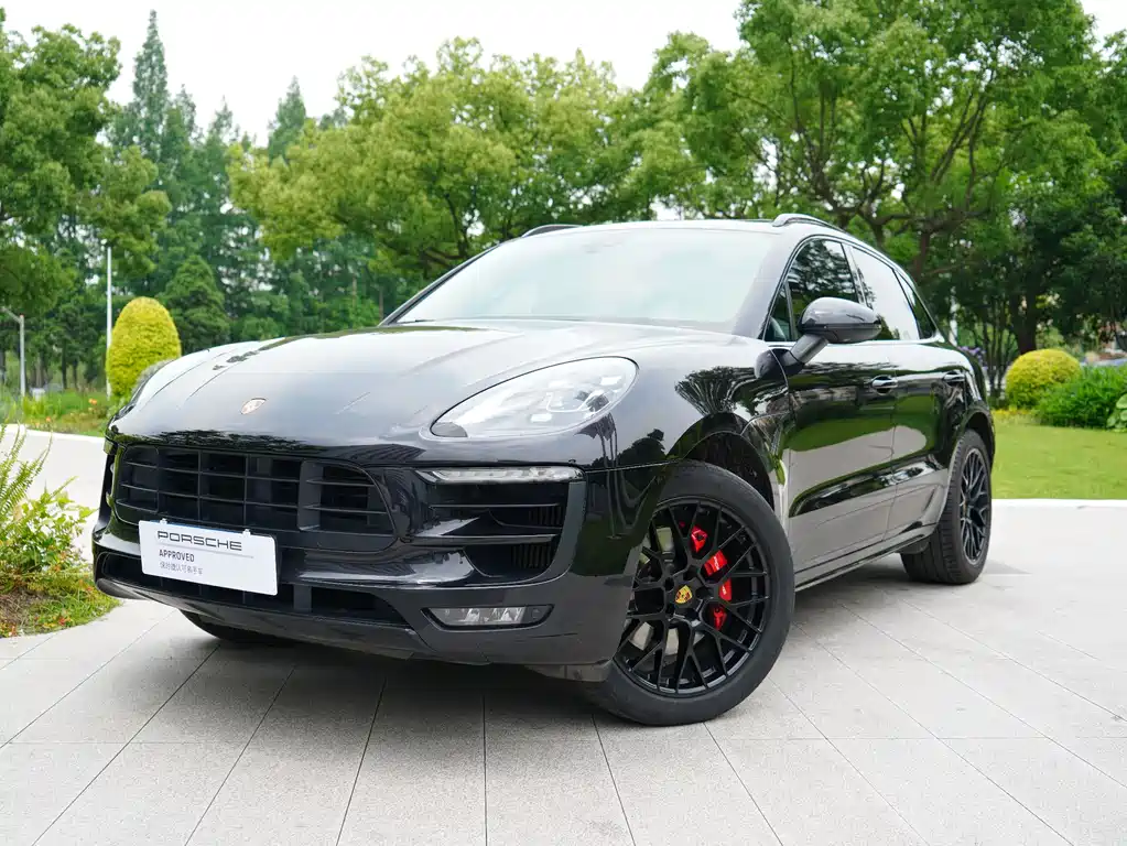 Porsche Macan 2017 — фото 1