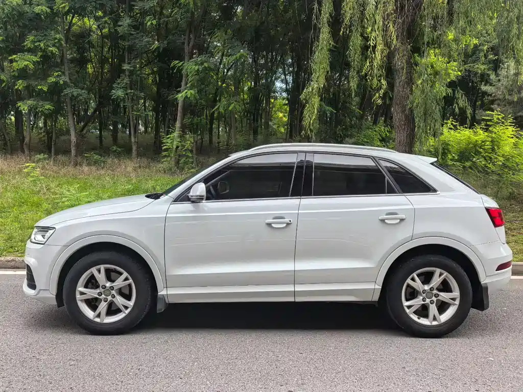 Audi Q3 2016 — фото 3