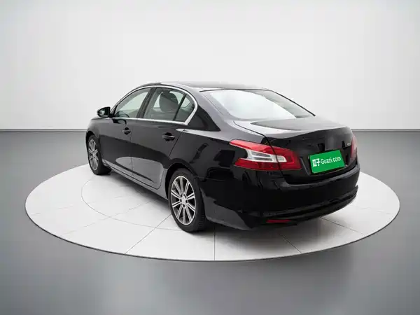 Peugeot 408 2015
