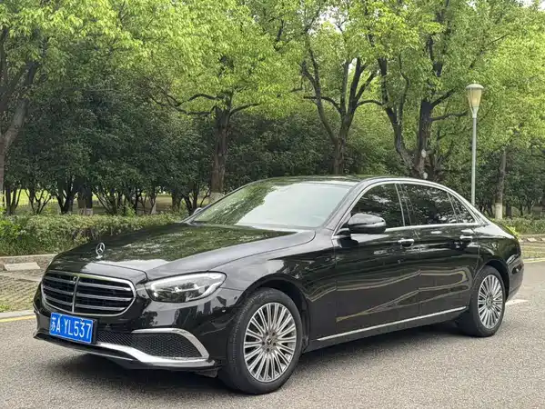 Mercedes-Benz E-Class 2023