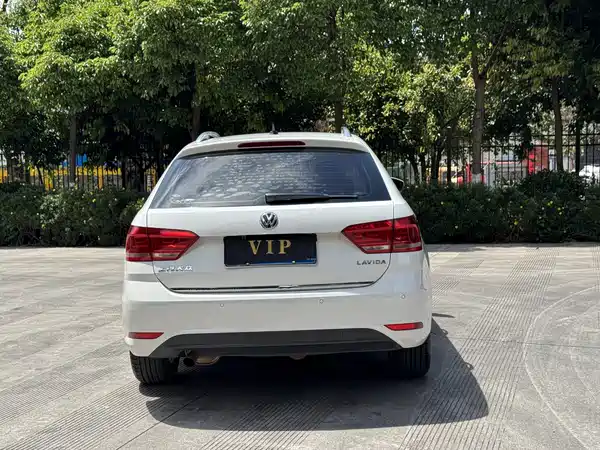 Volkswagen Gran Lavida 2015